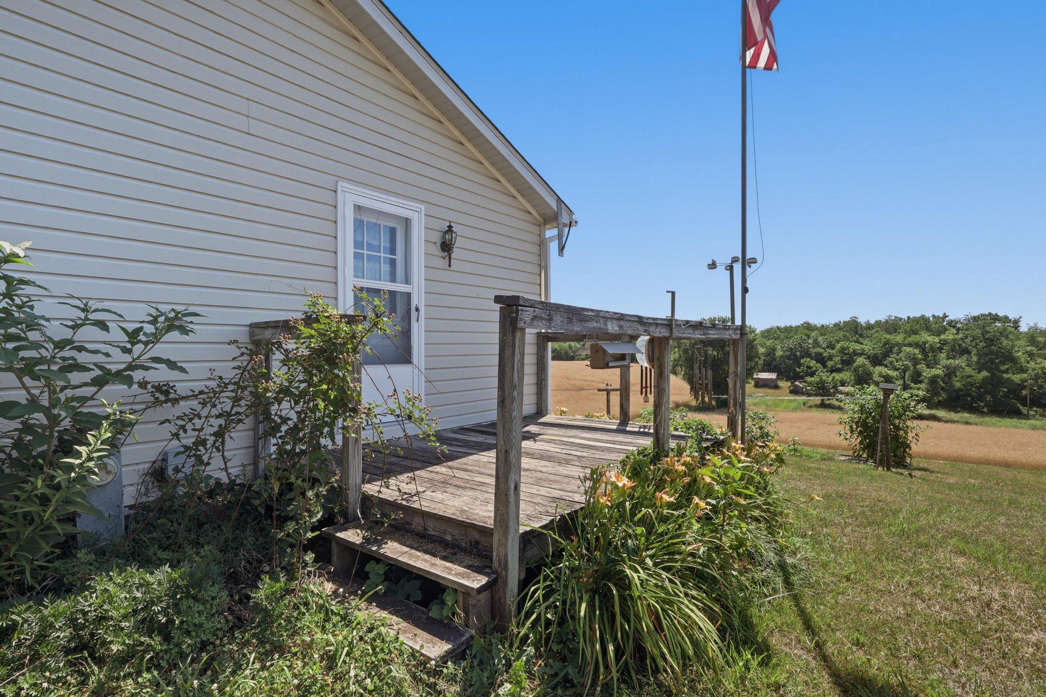 2519 & 2511 Robert Arthur Rd Property Photo 38