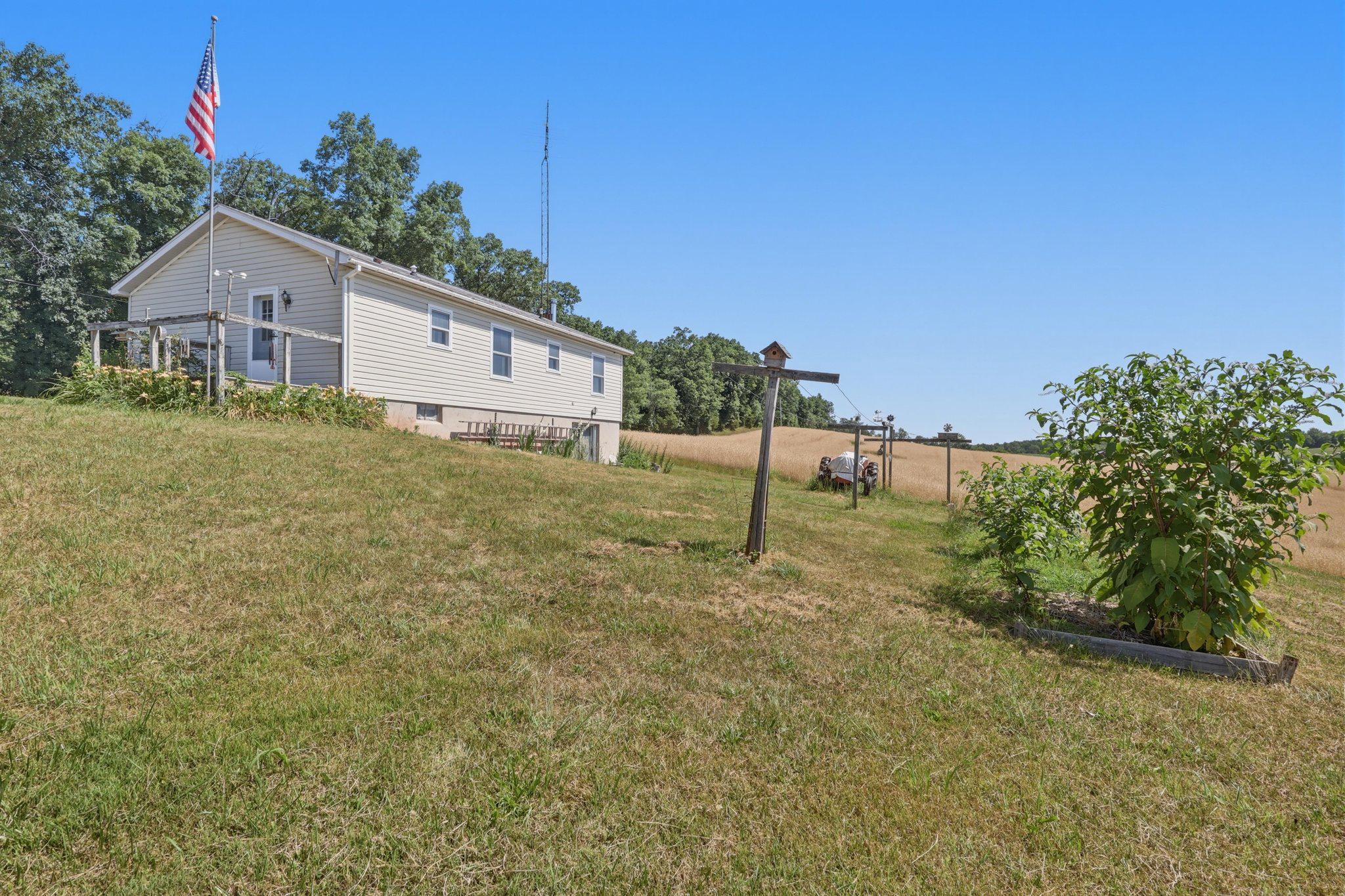 2519 & 2511 Robert Arthur Rd Property Photo 39