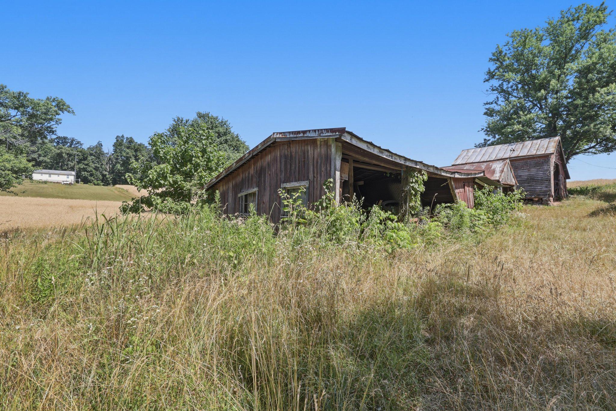 2519 & 2511 Robert Arthur Rd Property Photo 57