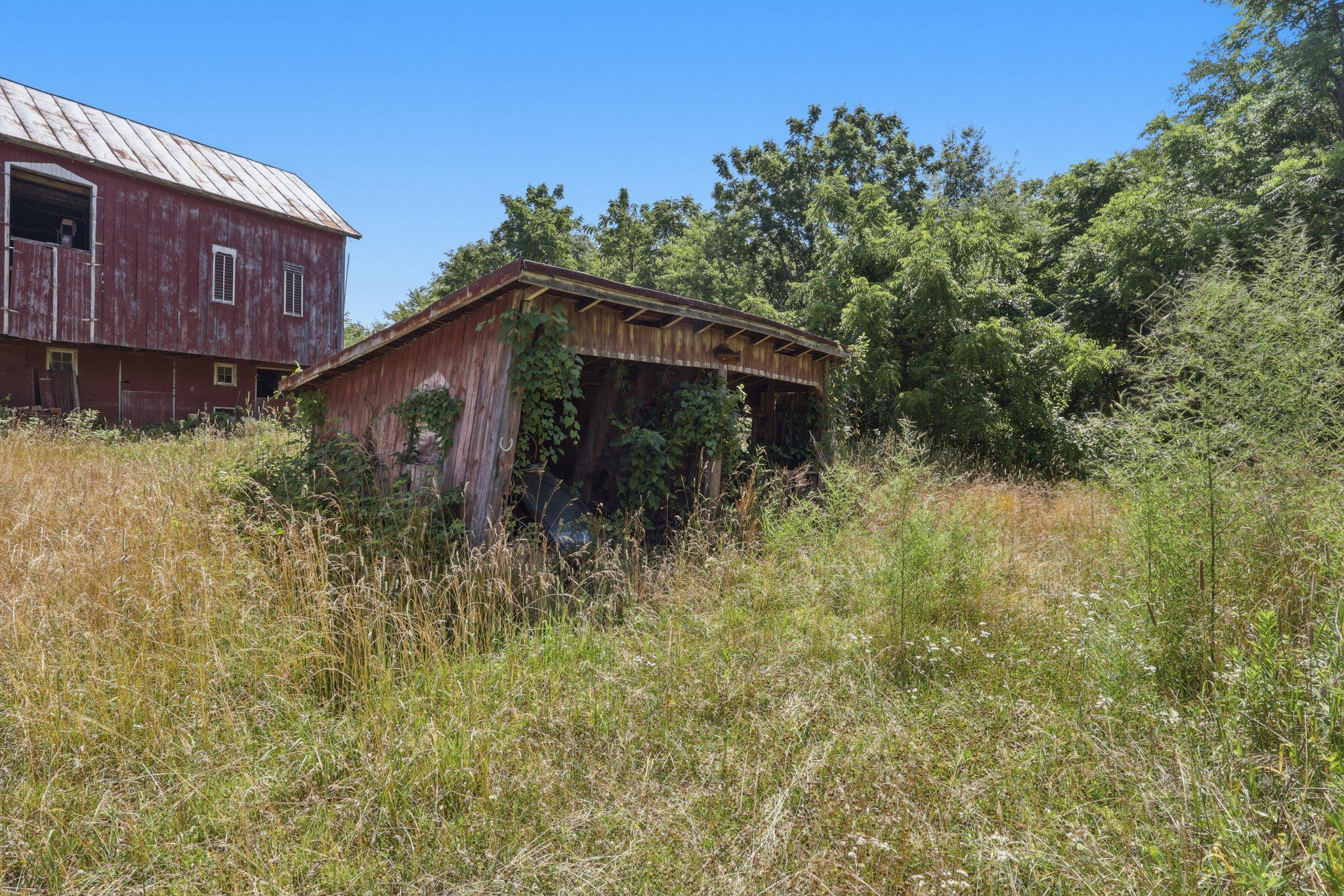 2519 & 2511 Robert Arthur Rd Property Photo 58