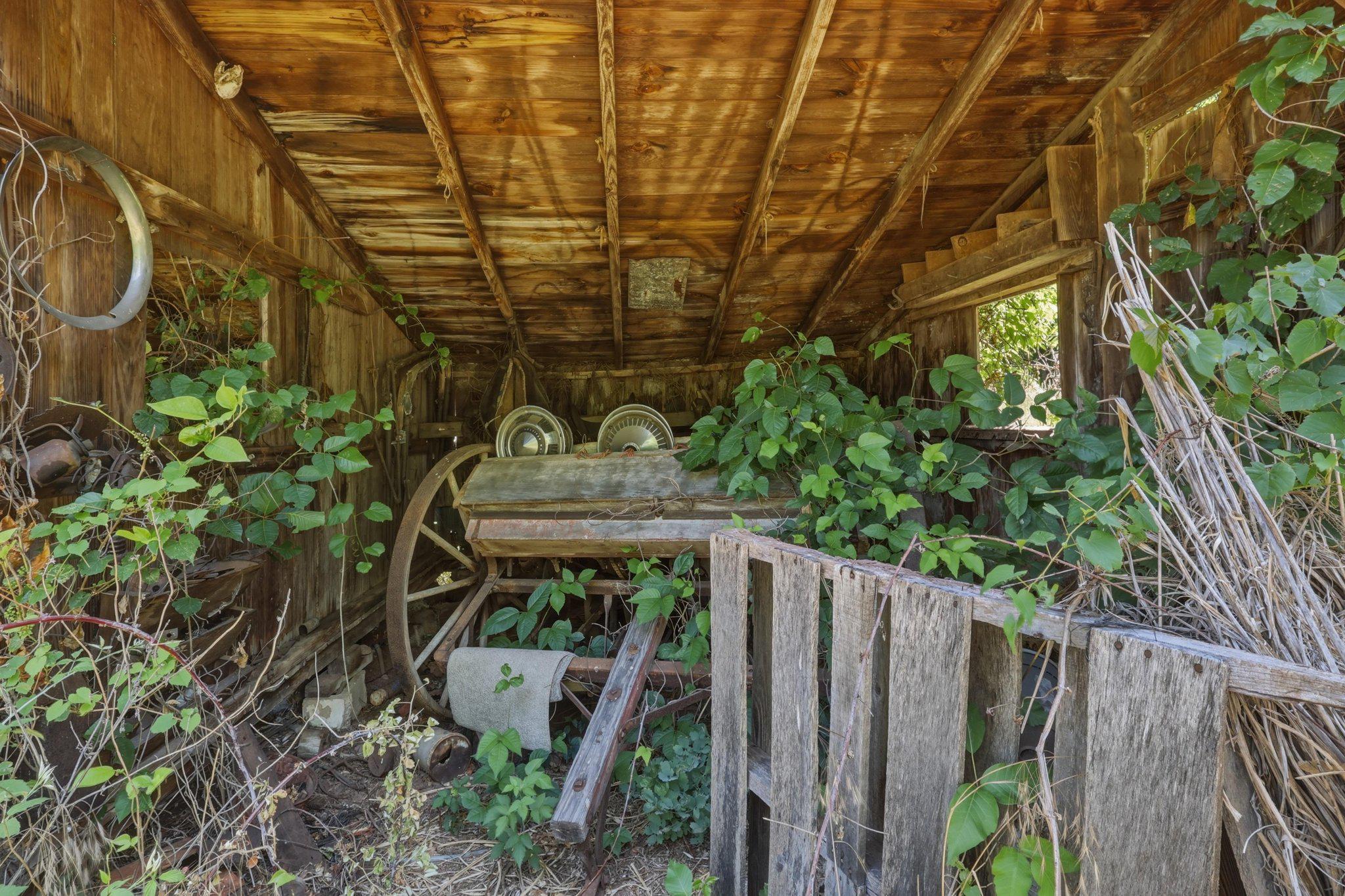 2519 & 2511 Robert Arthur Rd Property Photo 59