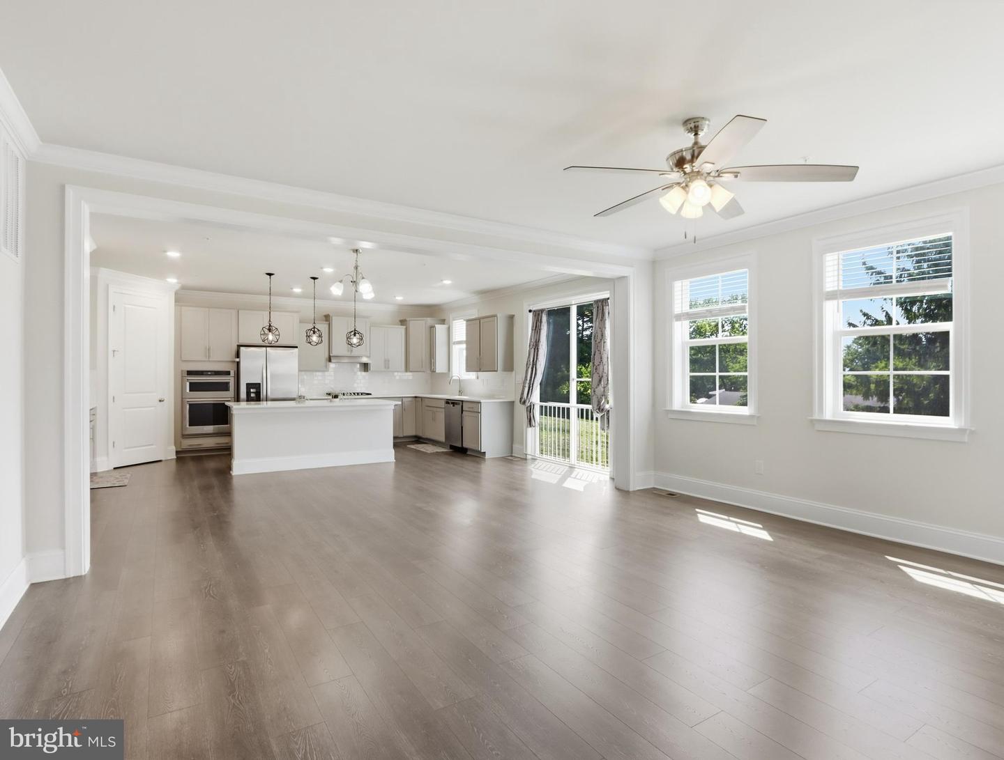 721 Starry Night Dr Property Photo 8