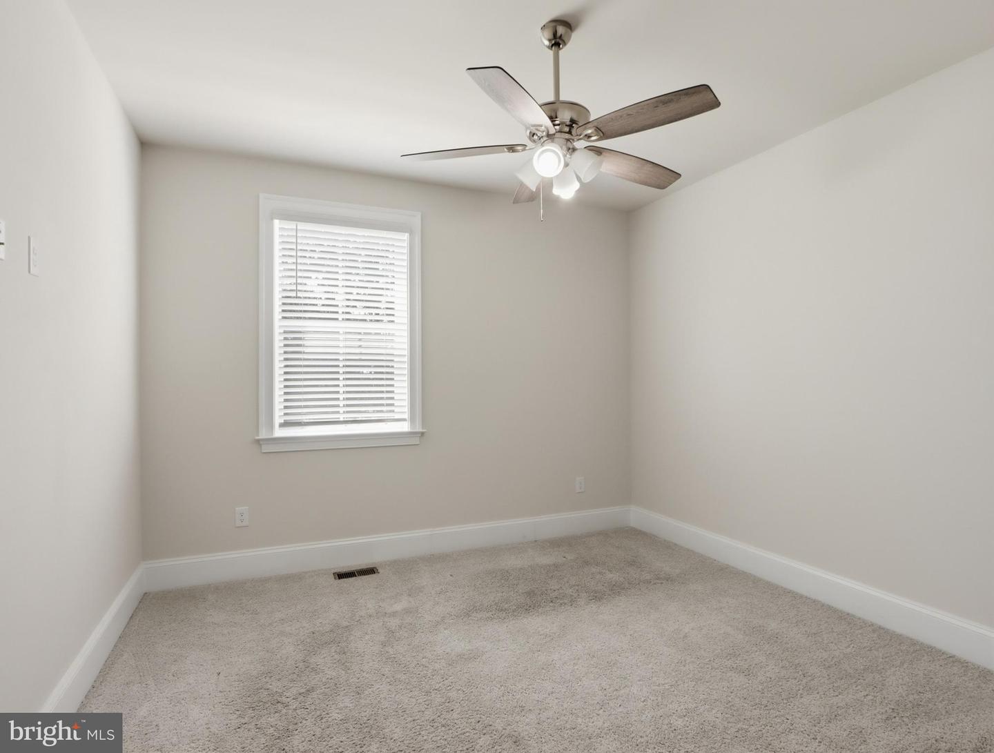 721 Starry Night Dr Property Photo 14