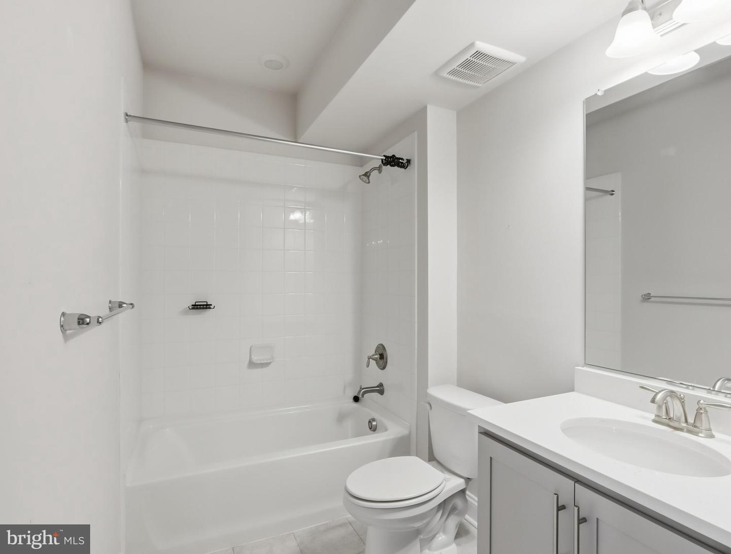 721 Starry Night Dr Property Photo 16
