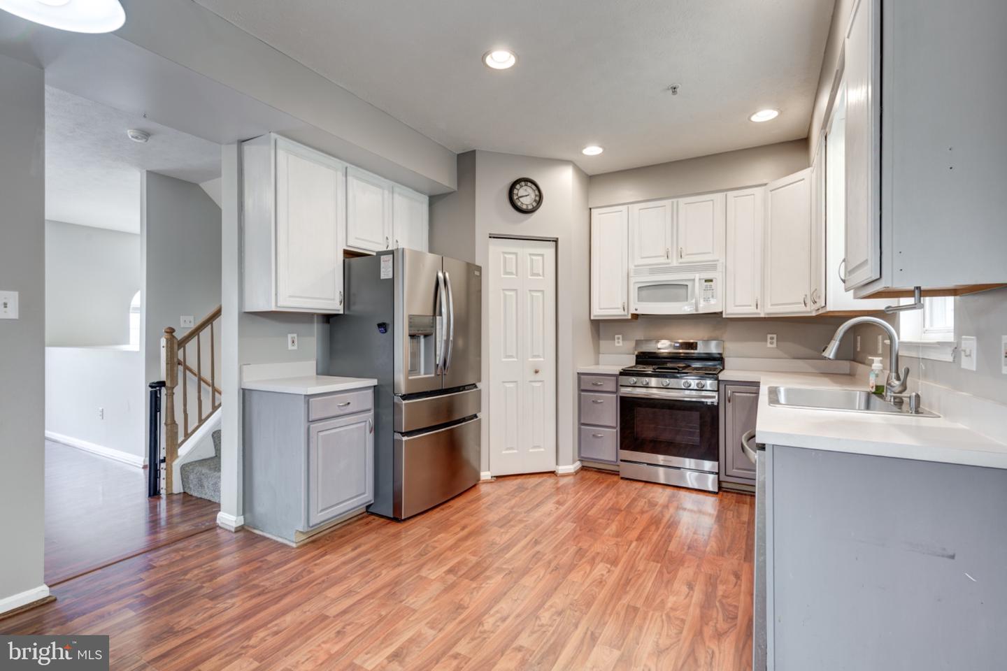 227 Lodestone Ct Property Photo 16