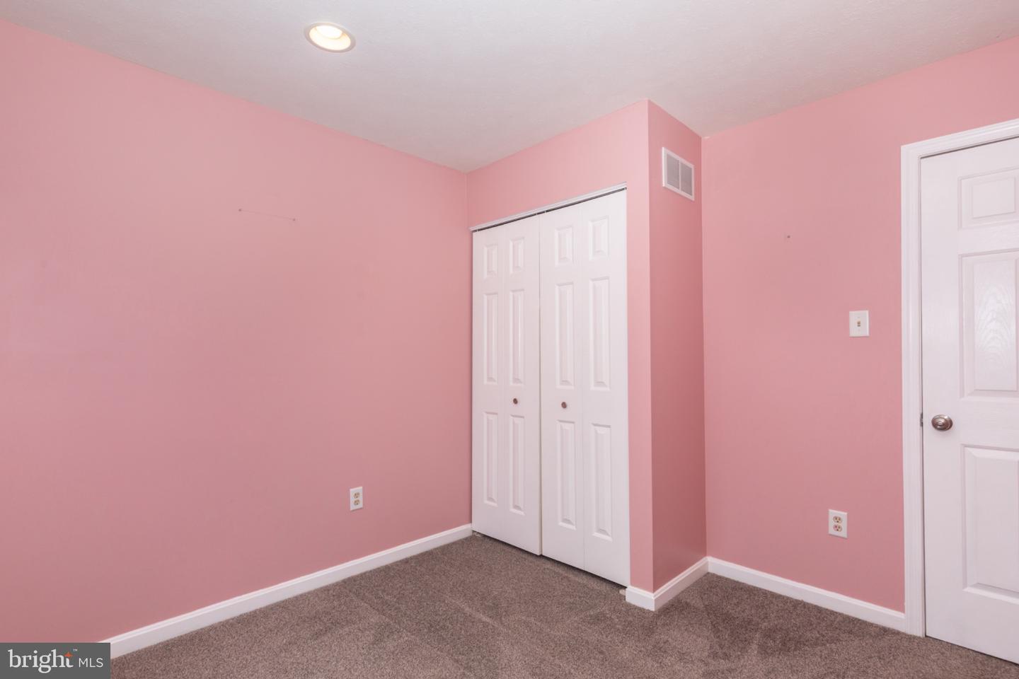 227 Lodestone Ct Property Photo 24