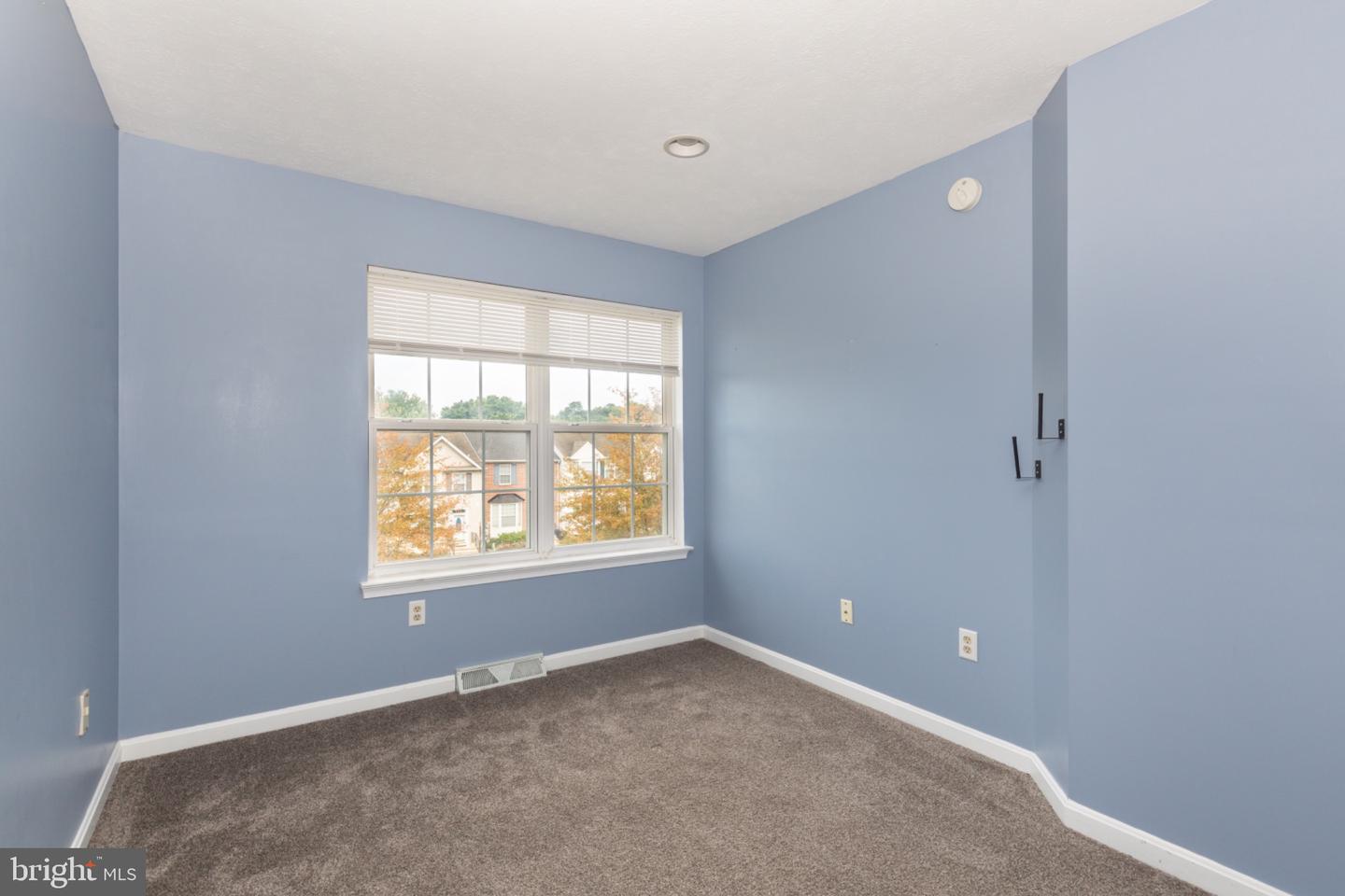 227 Lodestone Ct Property Photo 25