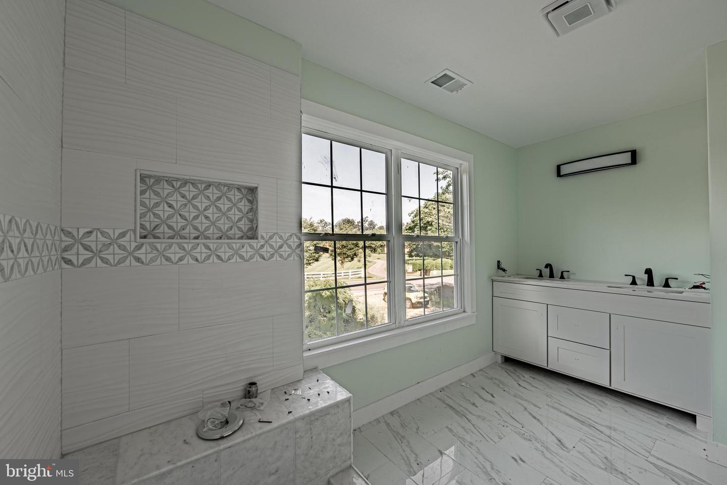 3601 Hooper Rd Property Photo 10