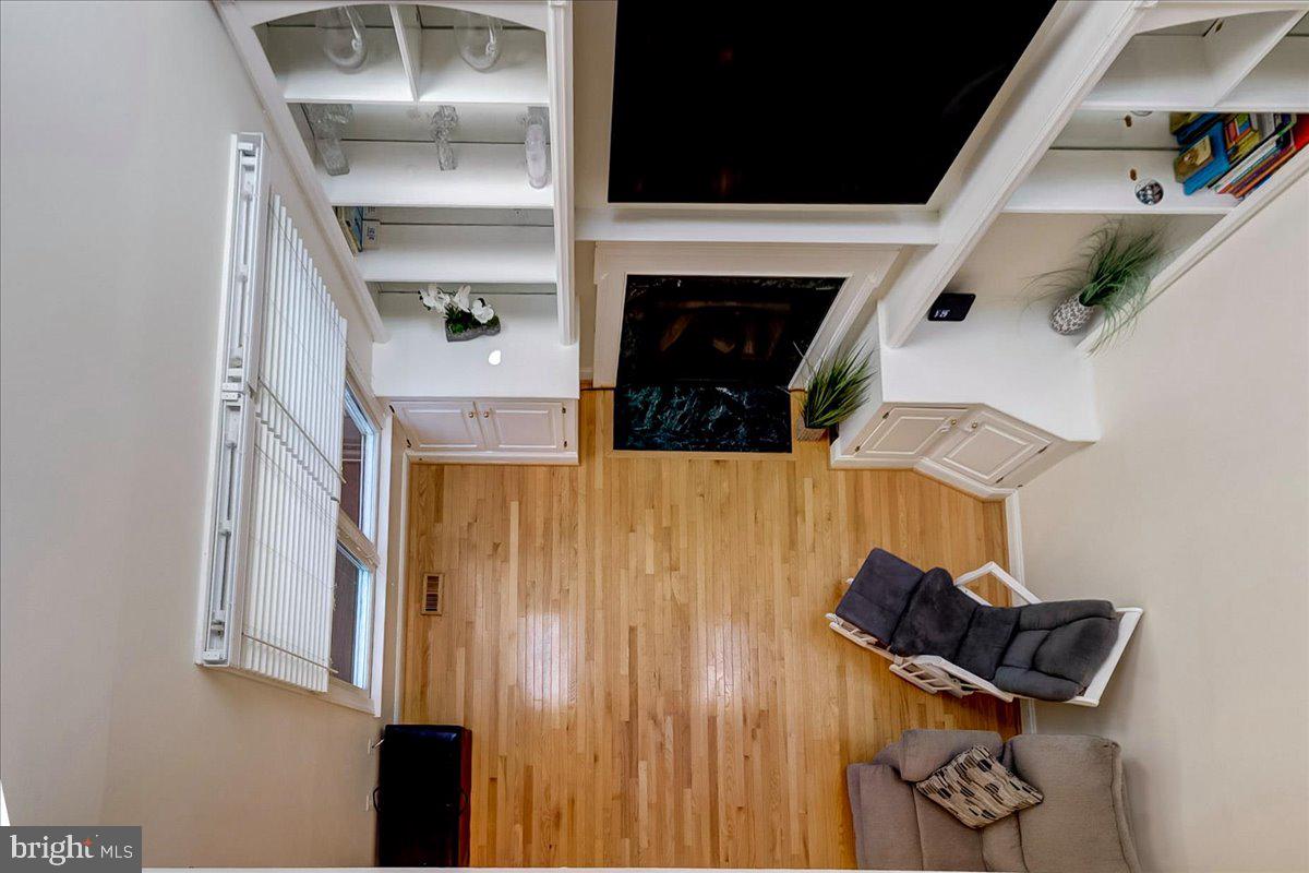 5764 Oyster Bay Dr Property Photo 20