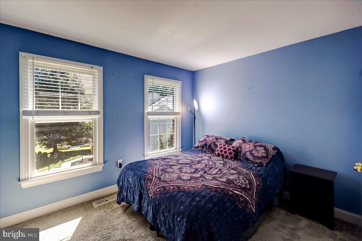5764 Oyster Bay Dr Property Photo 24