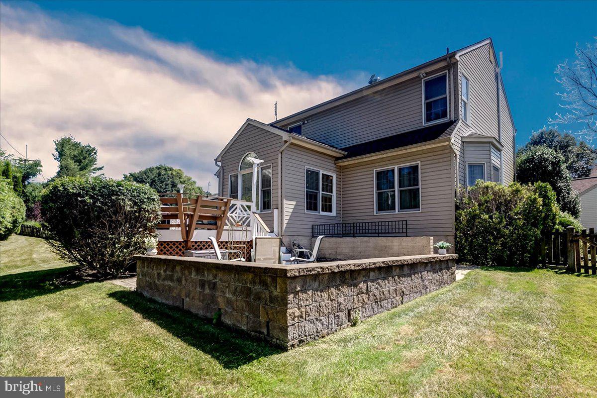 5764 Oyster Bay Dr Property Photo 37