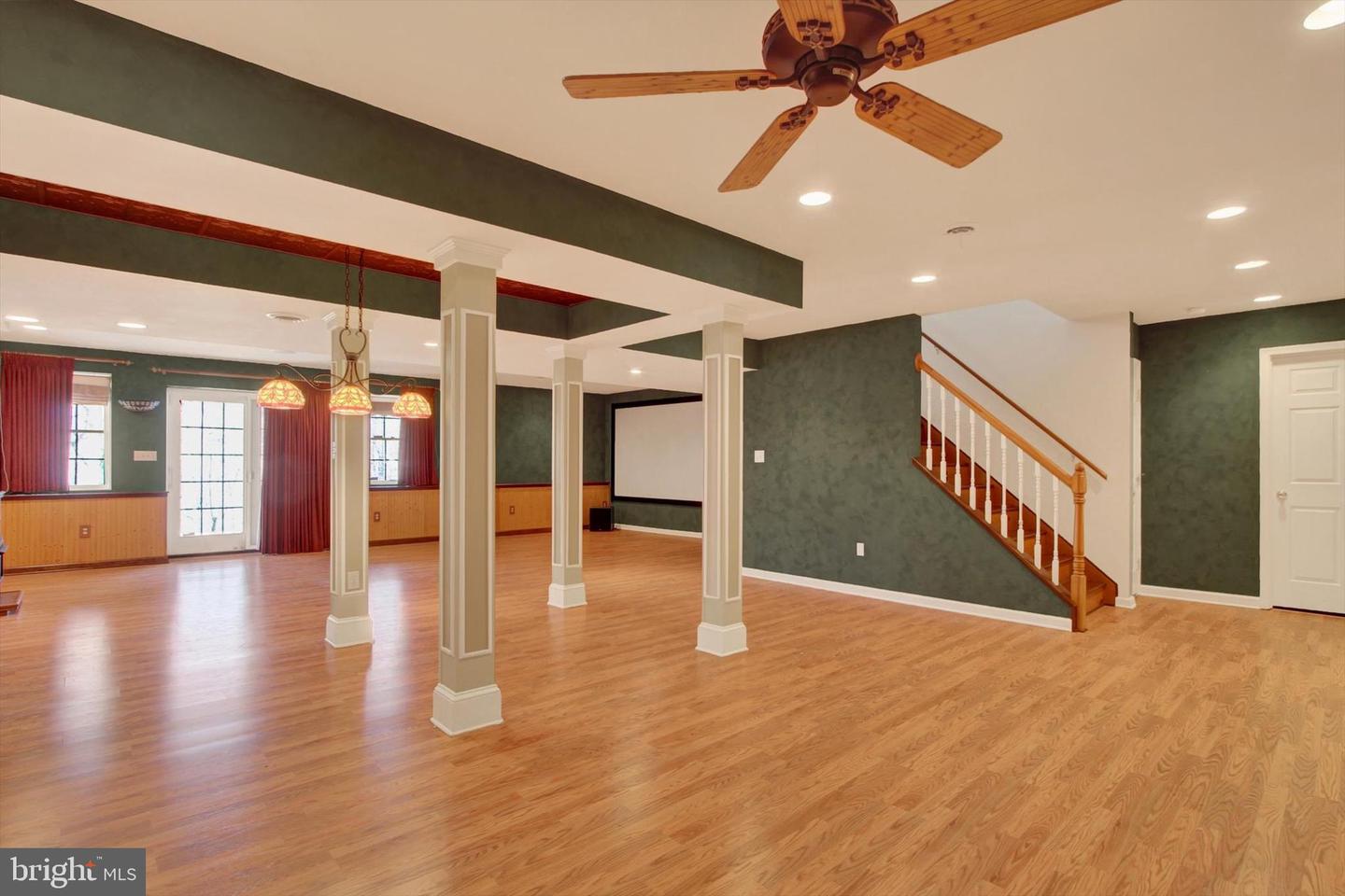3088 Fenwick Dr Property Photo 45