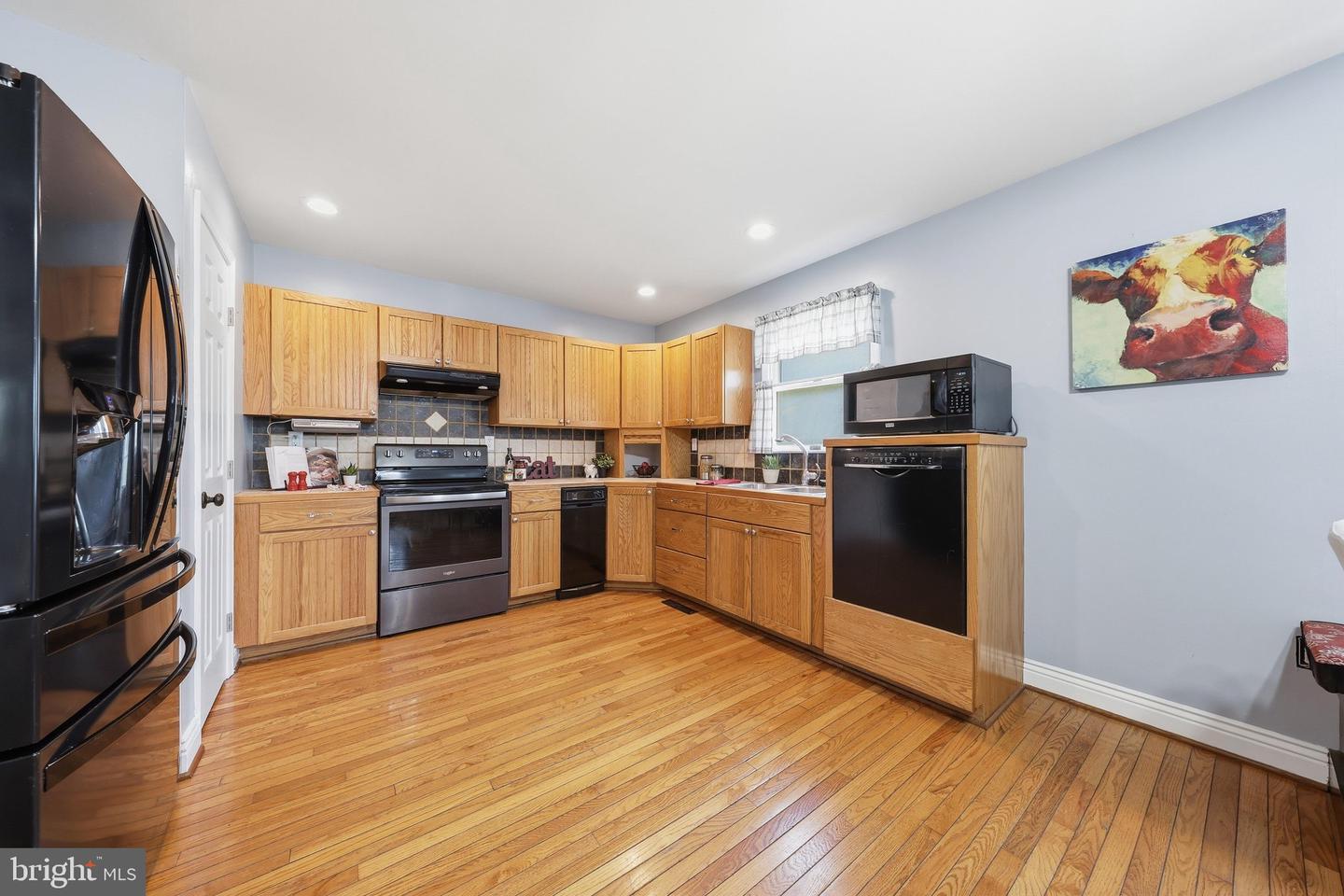 113 S Lightner St Property Photo 4