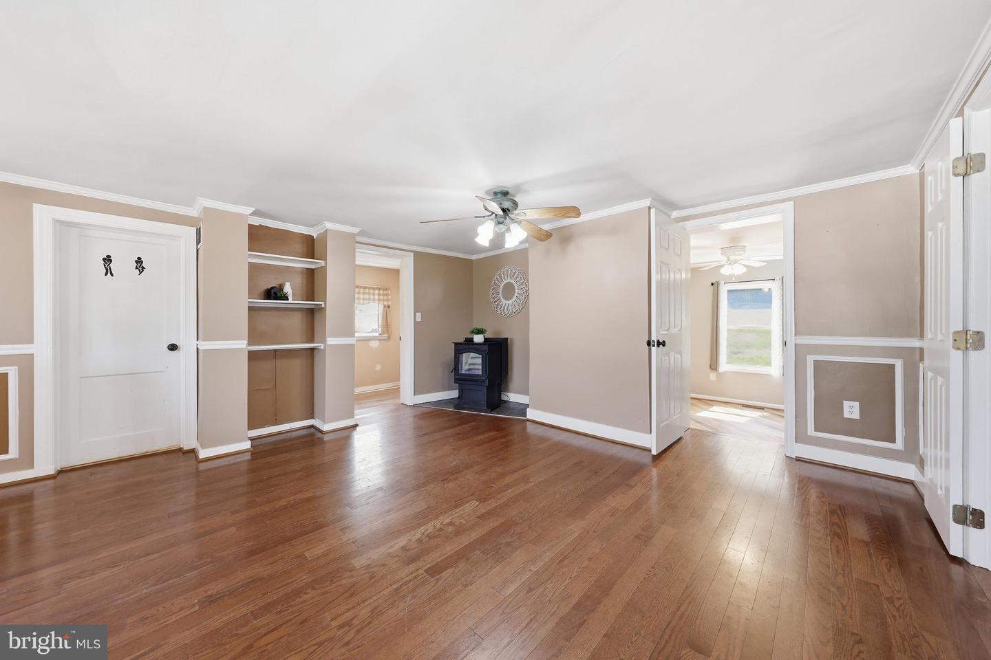 113 S Lightner St Property Photo 11