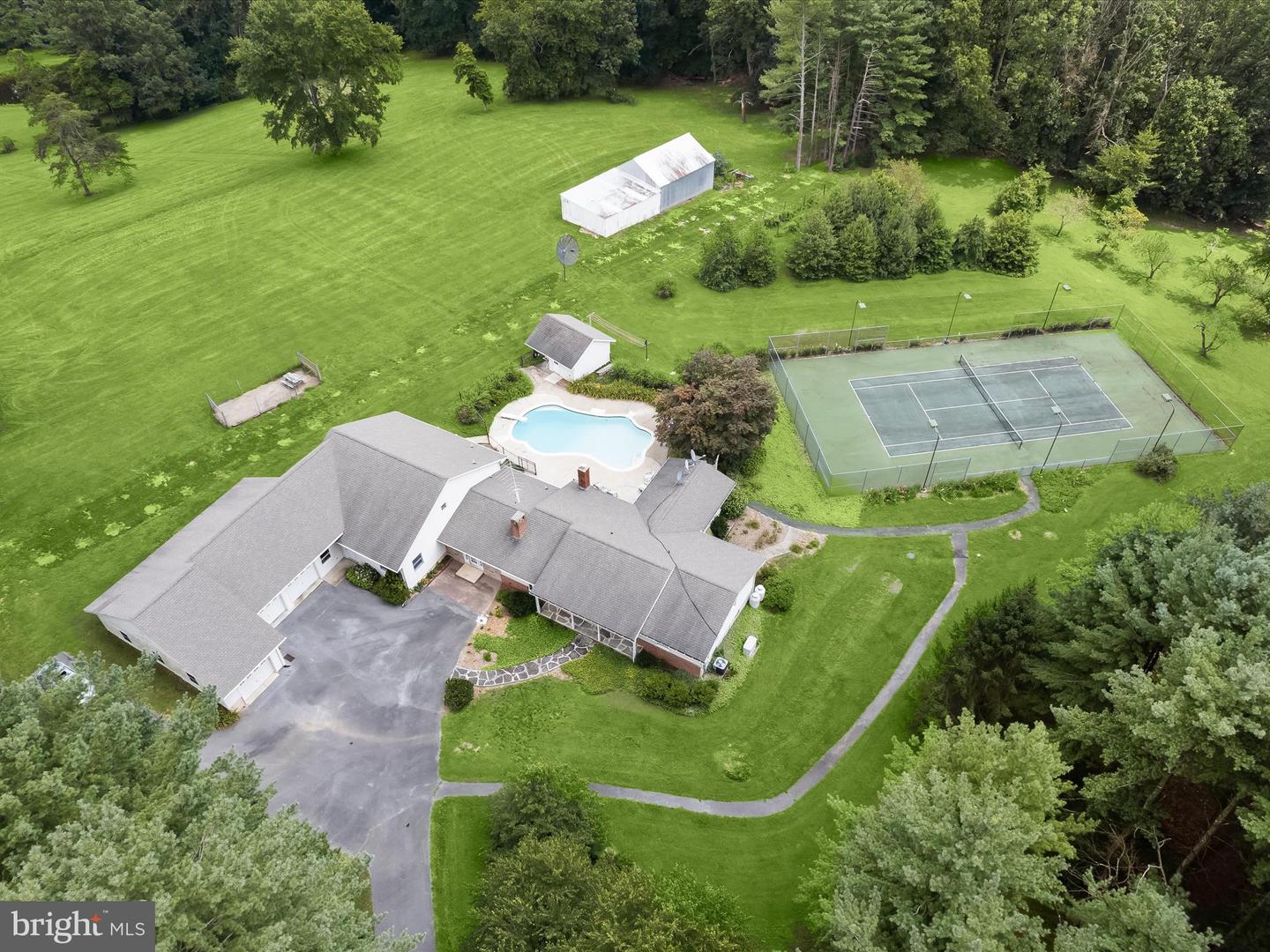 3835 RINEHART RD