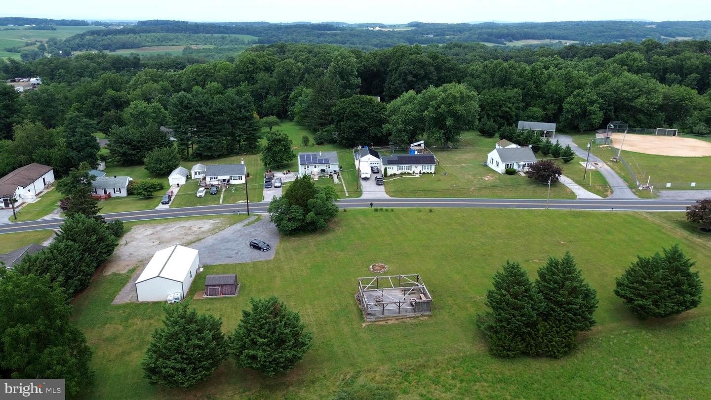 1303 Cherrytown Rd Property Photo 4