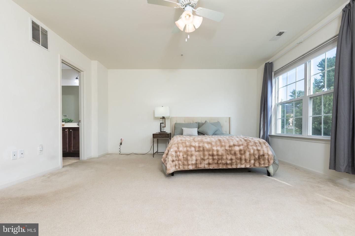 6519 Dundee Dr #252 Property Photo 18