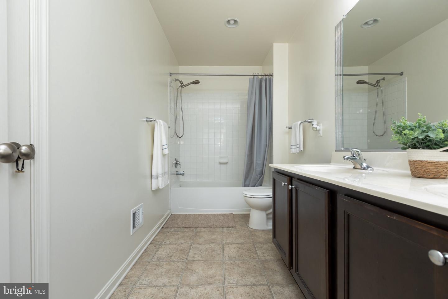 6519 Dundee Dr #252 Property Photo 30