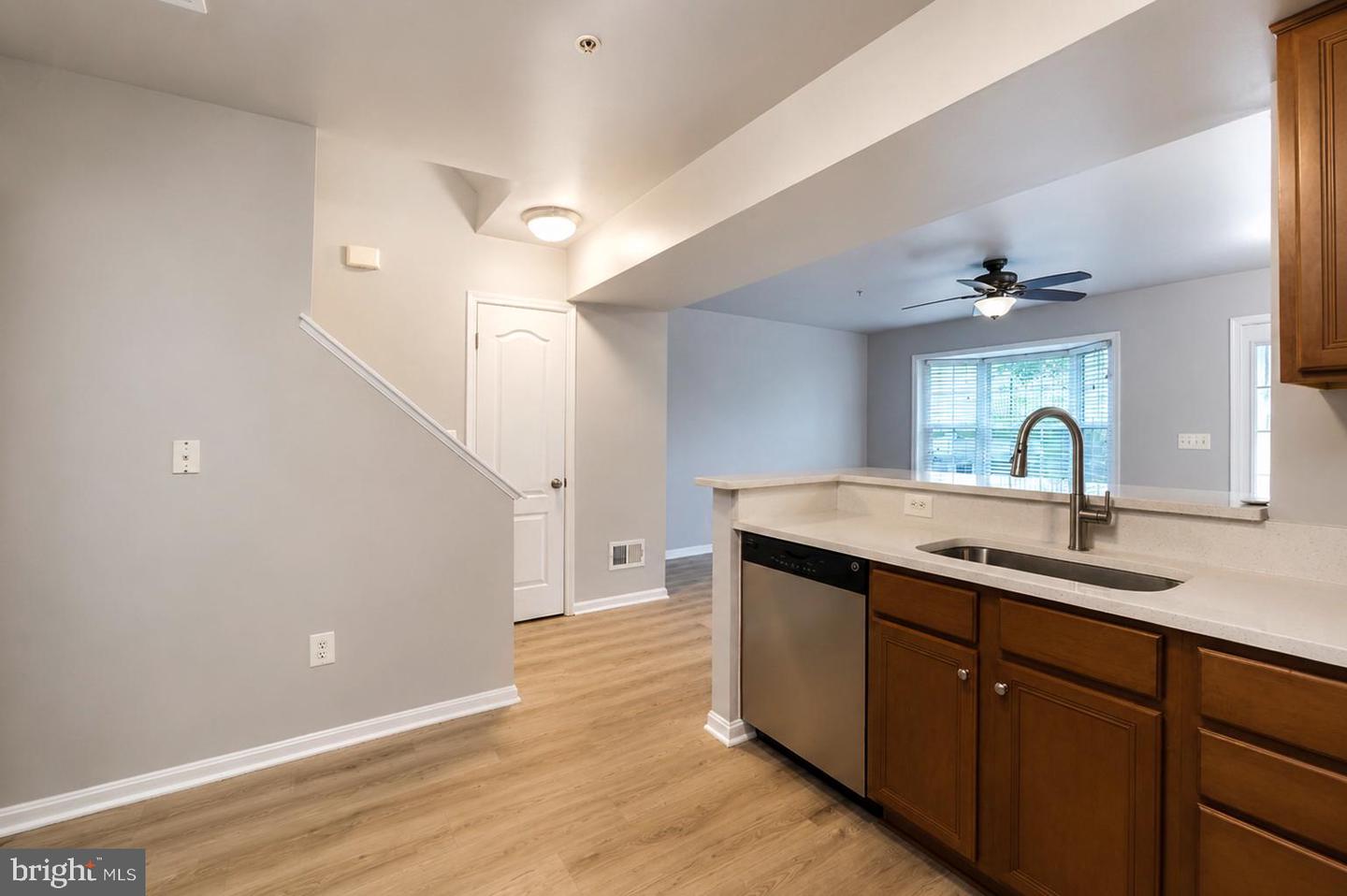 6488 Cornwall Dr #13 Property Photo 10