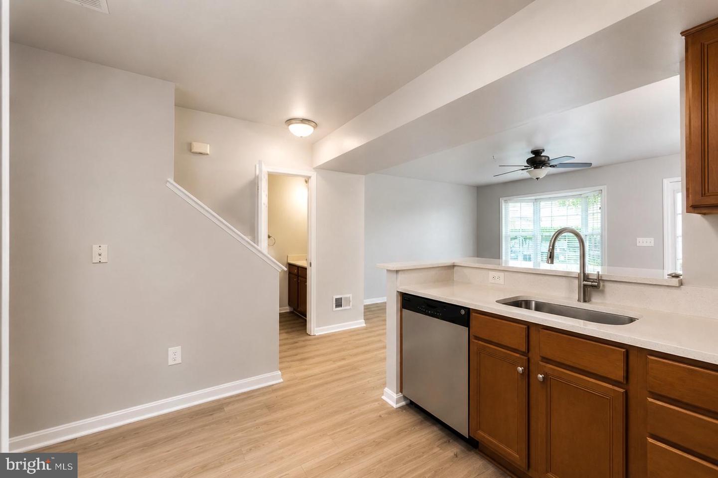 6488 Cornwall Dr #13 Property Photo 12