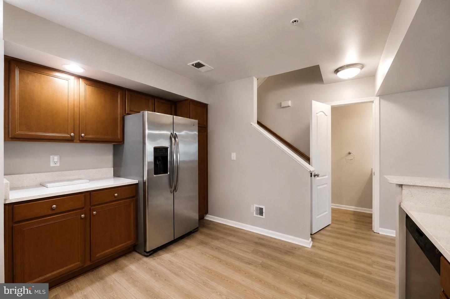 6488 Cornwall Dr #13 Property Photo 14