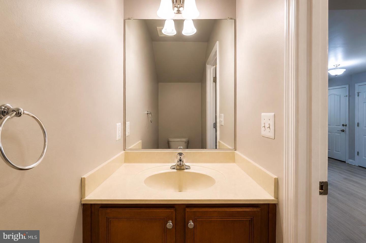 6488 Cornwall Dr #13 Property Photo 15