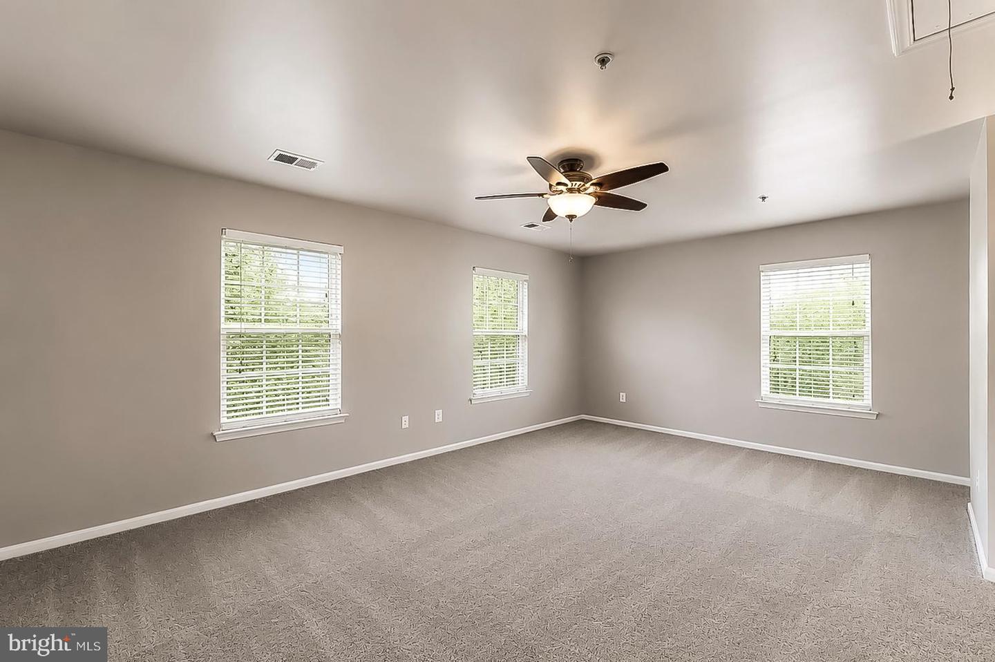 6488 Cornwall Dr #13 Property Photo 27