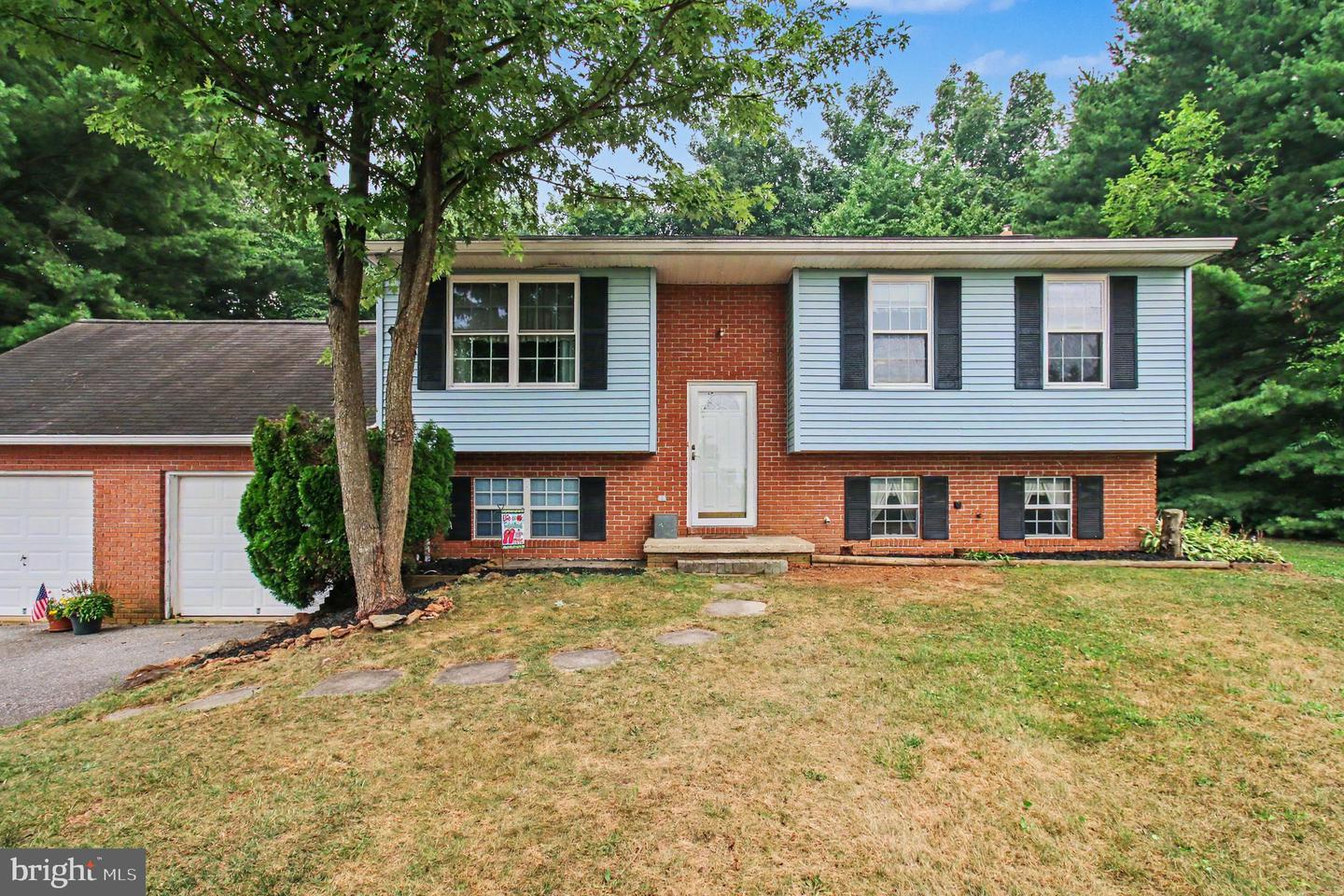2564 Mindi Dr Property Photo 1