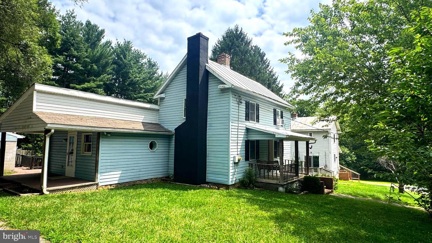 1326 Old New Windsor Rd Property Photo 3