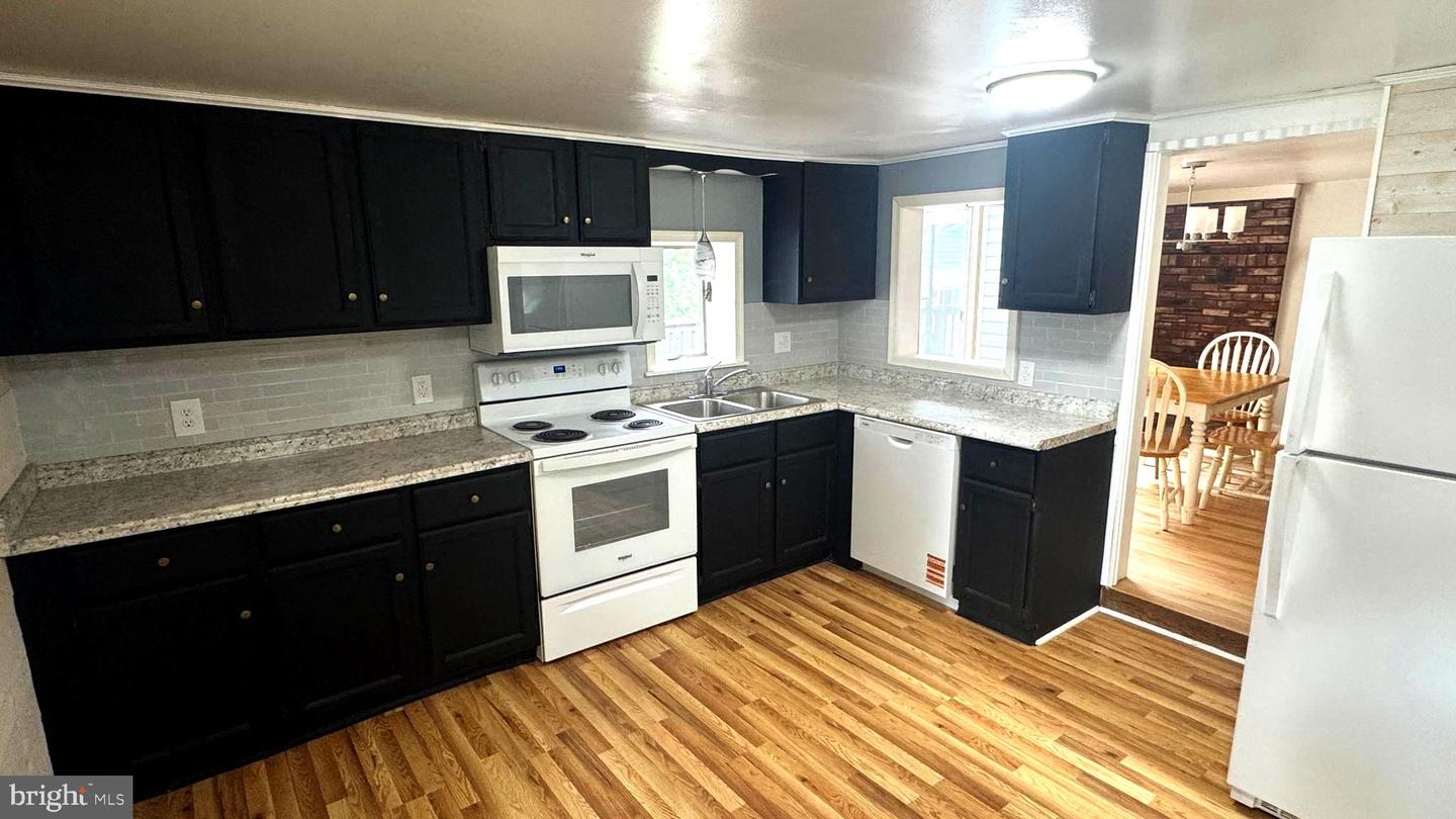 1326 Old New Windsor Rd Property Photo 4