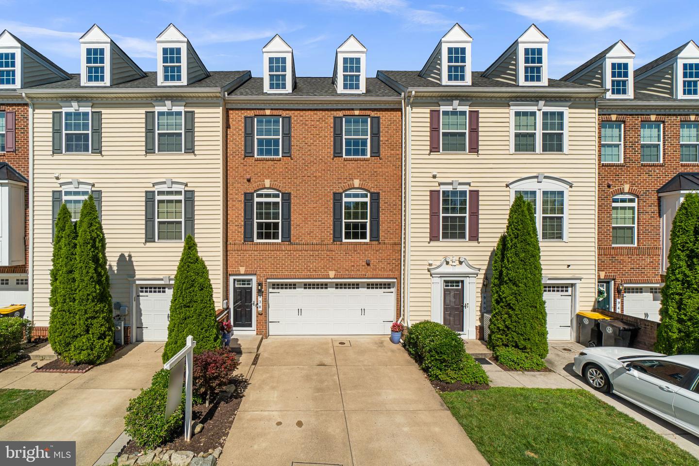 938 Magnolia Blossom Ct Property Photo 1