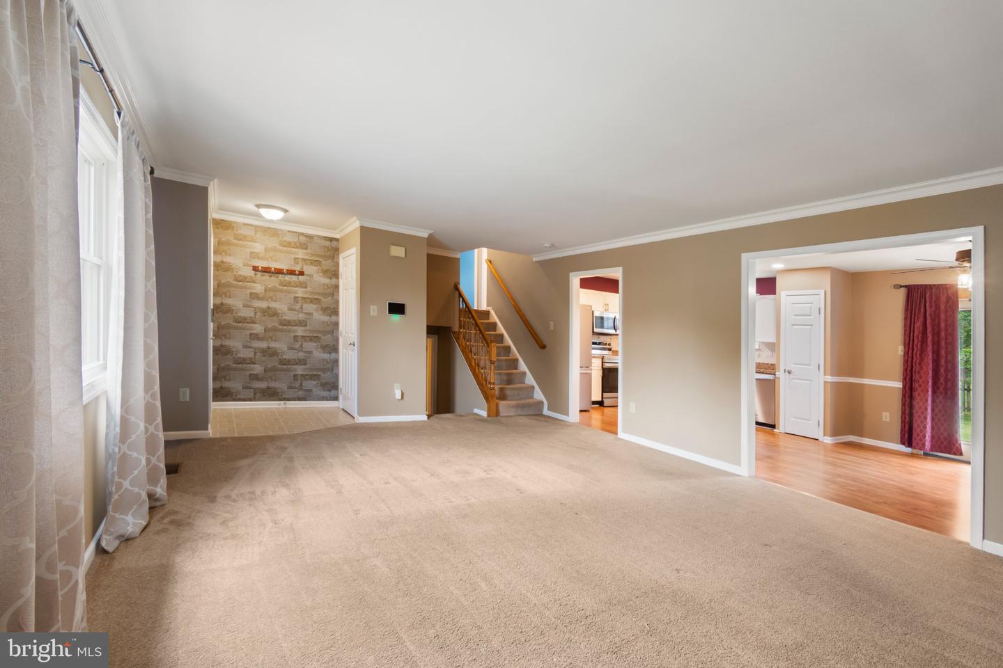 102 Kenan St Property Photo 15