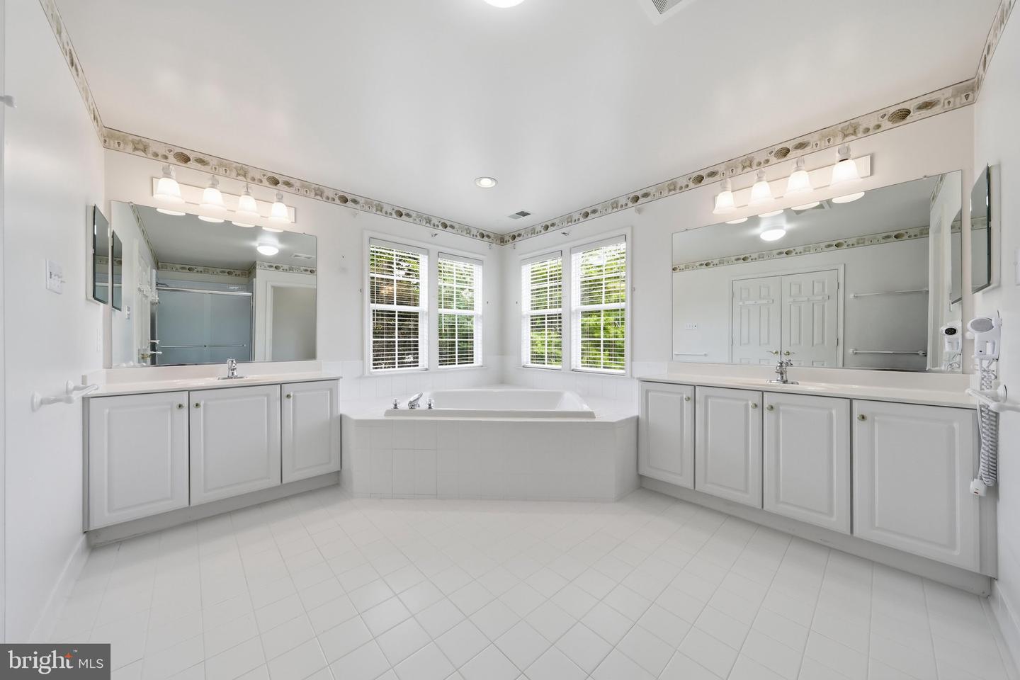 3184 Jupiter Island Ct Property Photo 31