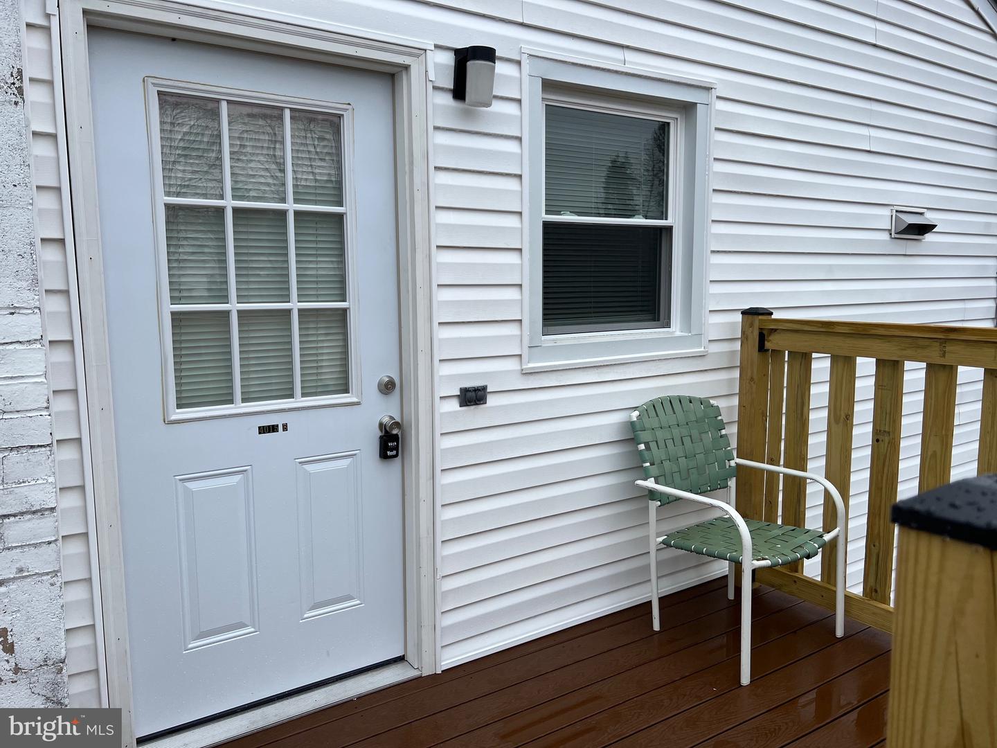 4015 GILL AVE #B Property Photo 1