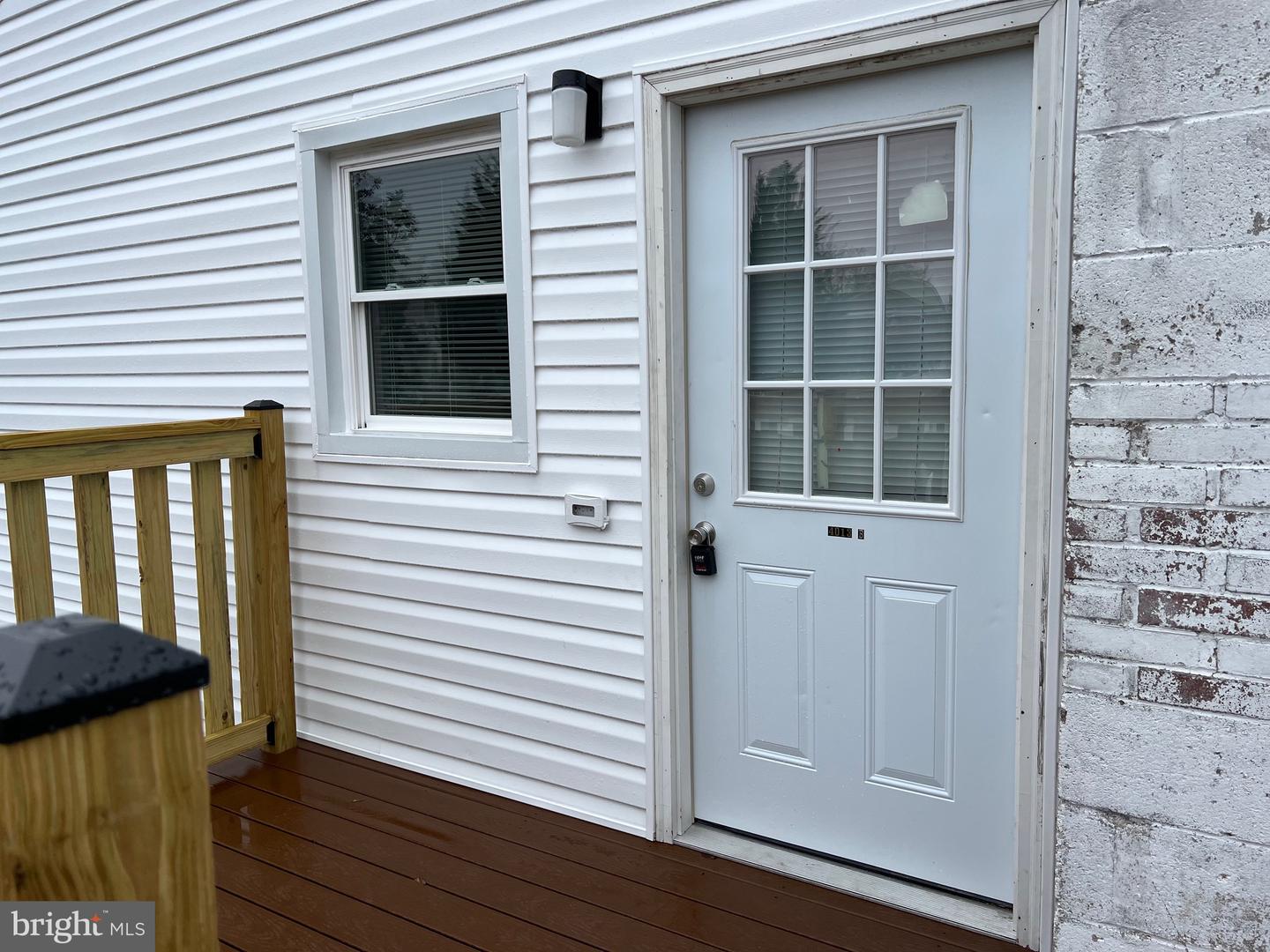 4013 GILL AVE #B Property Photo 1