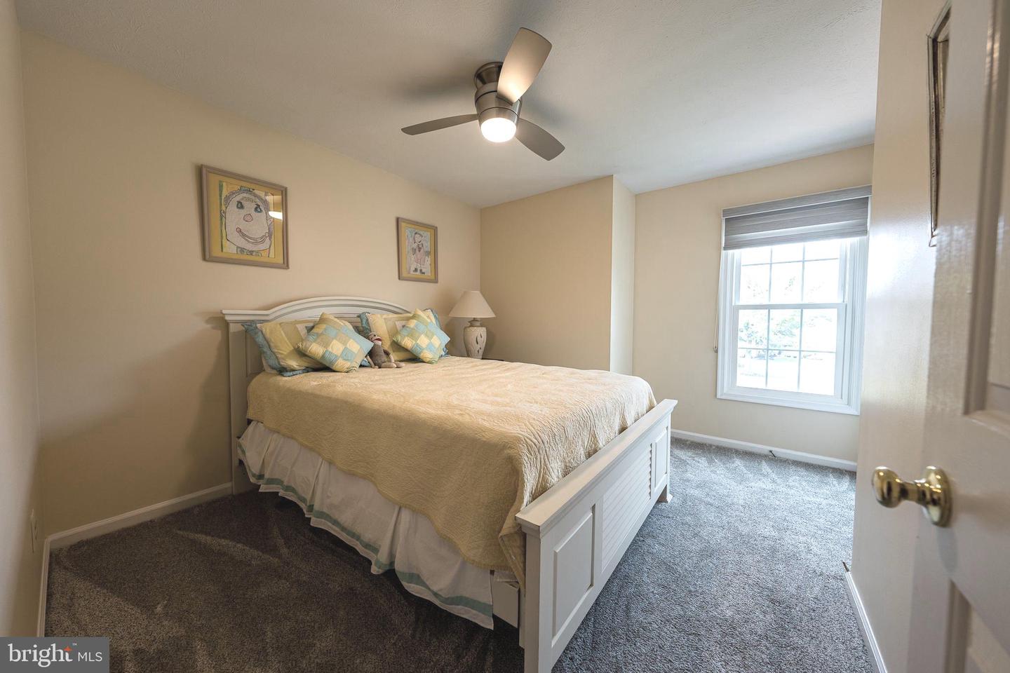 6025 Kennard Ct Property Photo 27
