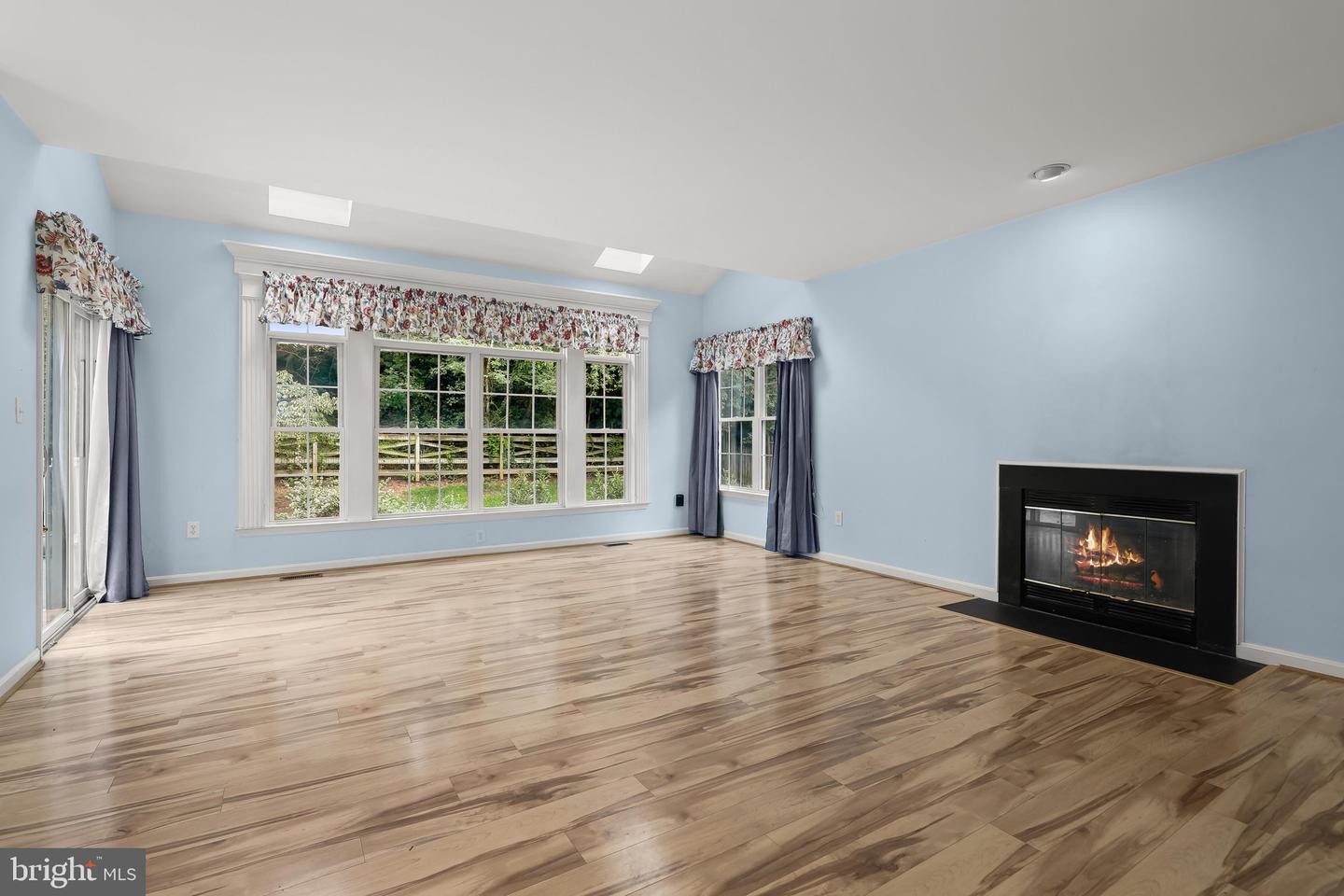 1003 Summer Sweet Ln Property Photo 27