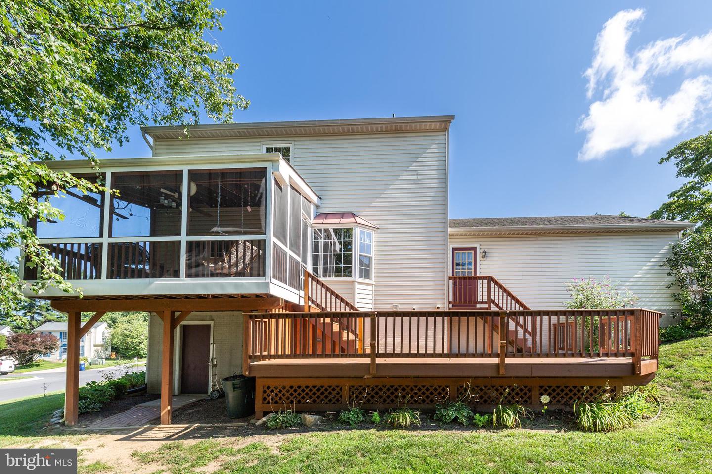 1691 Brimfield Cir Property Photo 22