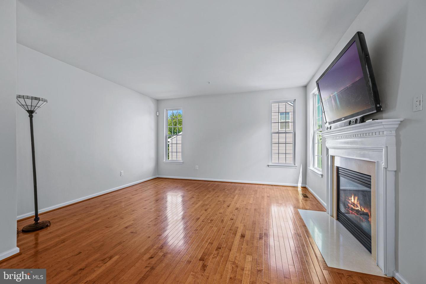 2105 Fieldbrook Ln Property Photo 26
