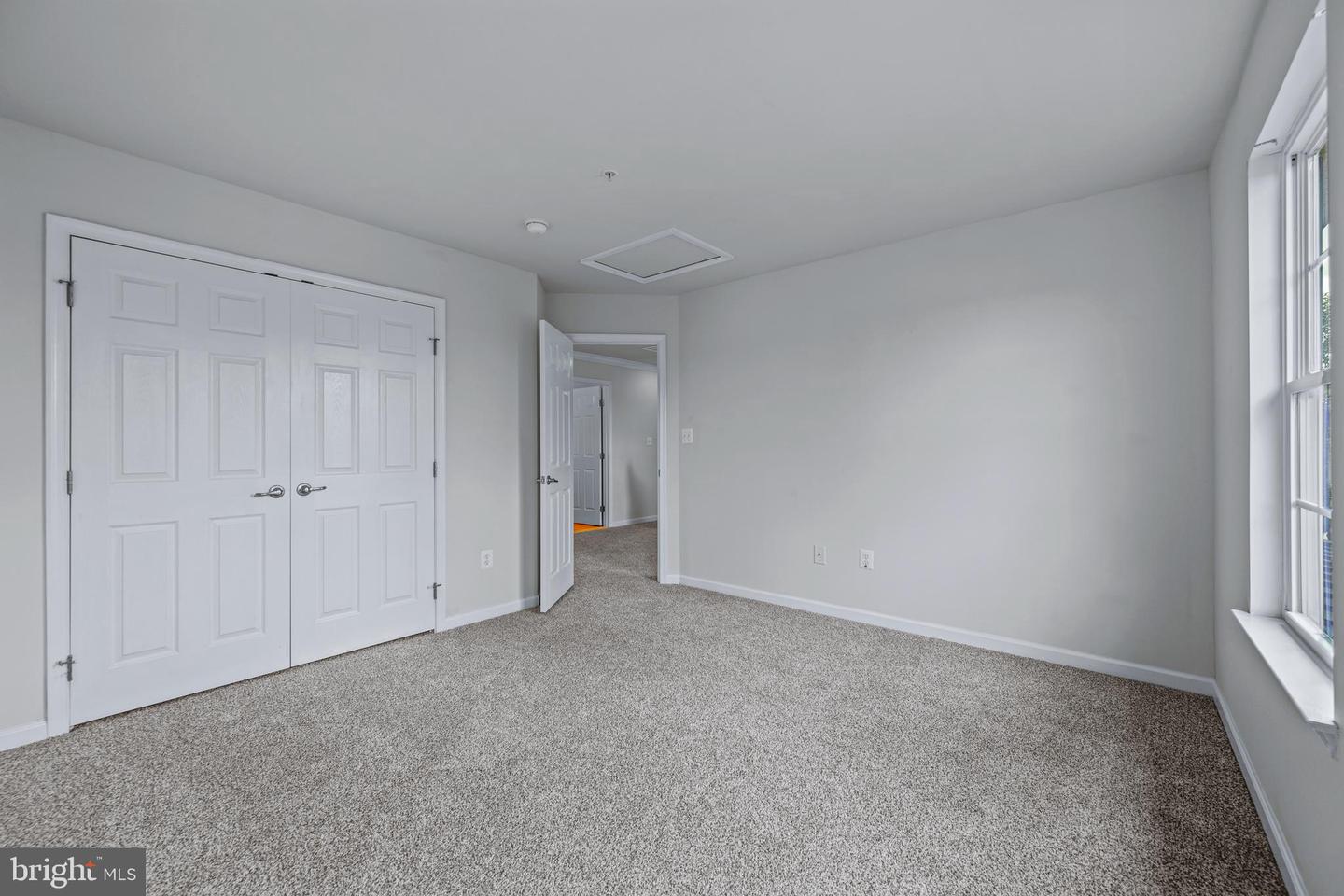 2105 Fieldbrook Ln Property Photo 39