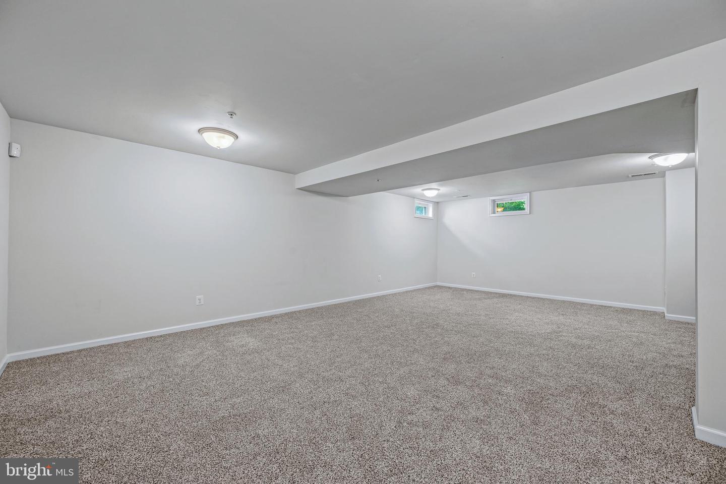 2105 Fieldbrook Ln Property Photo 42