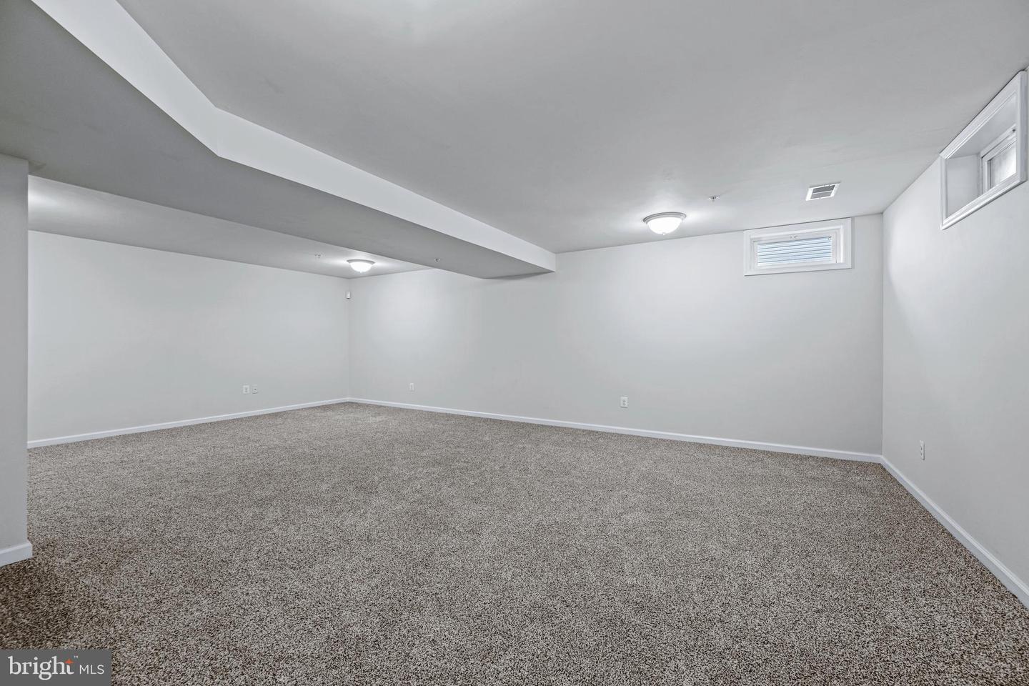 2105 Fieldbrook Ln Property Photo 44