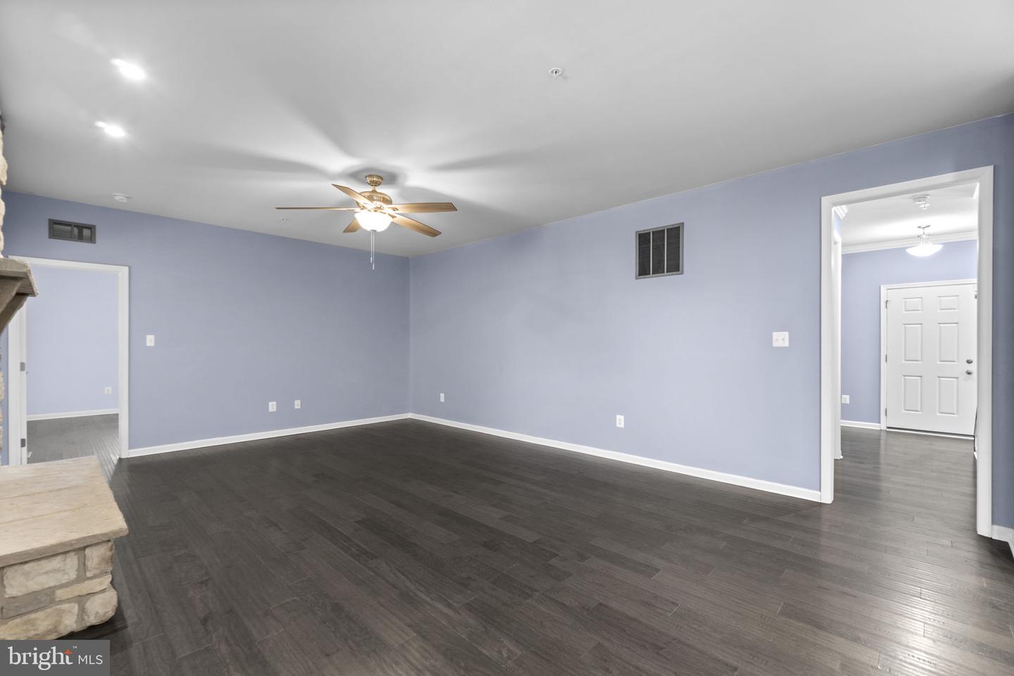 696 Wilford Dr Property Photo 32