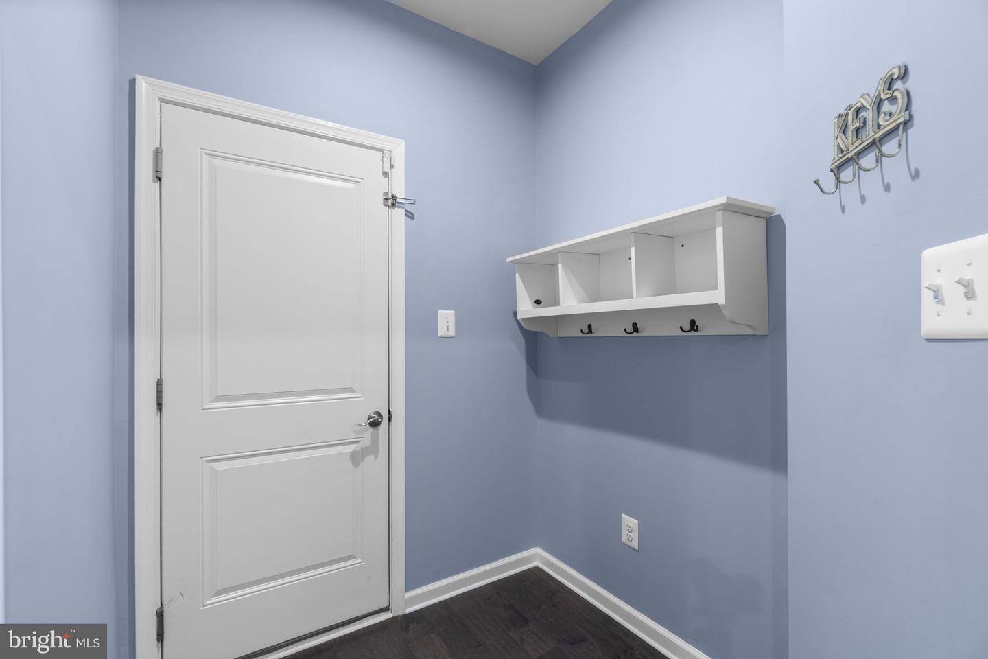 696 Wilford Dr Property Photo 38