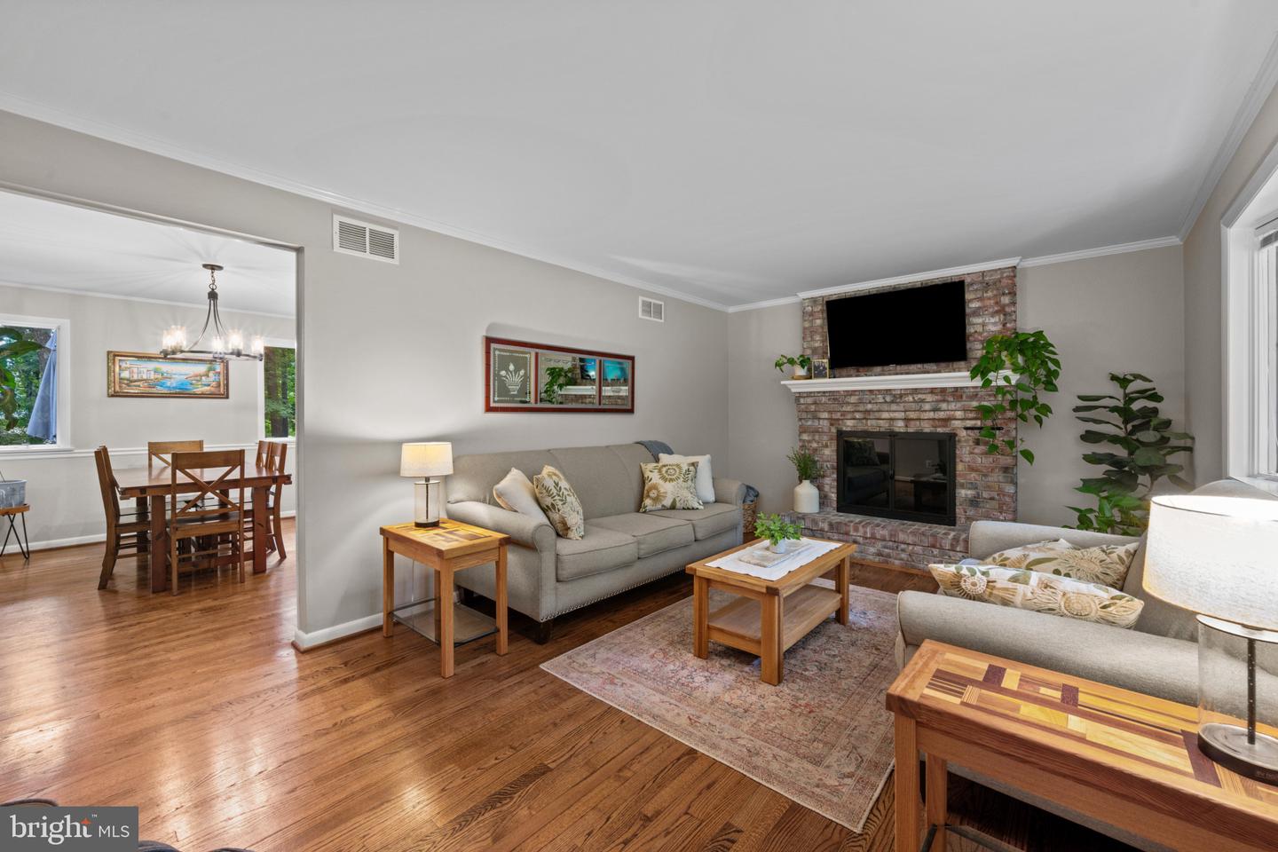 1508 Springlake Way S Property Photo 4