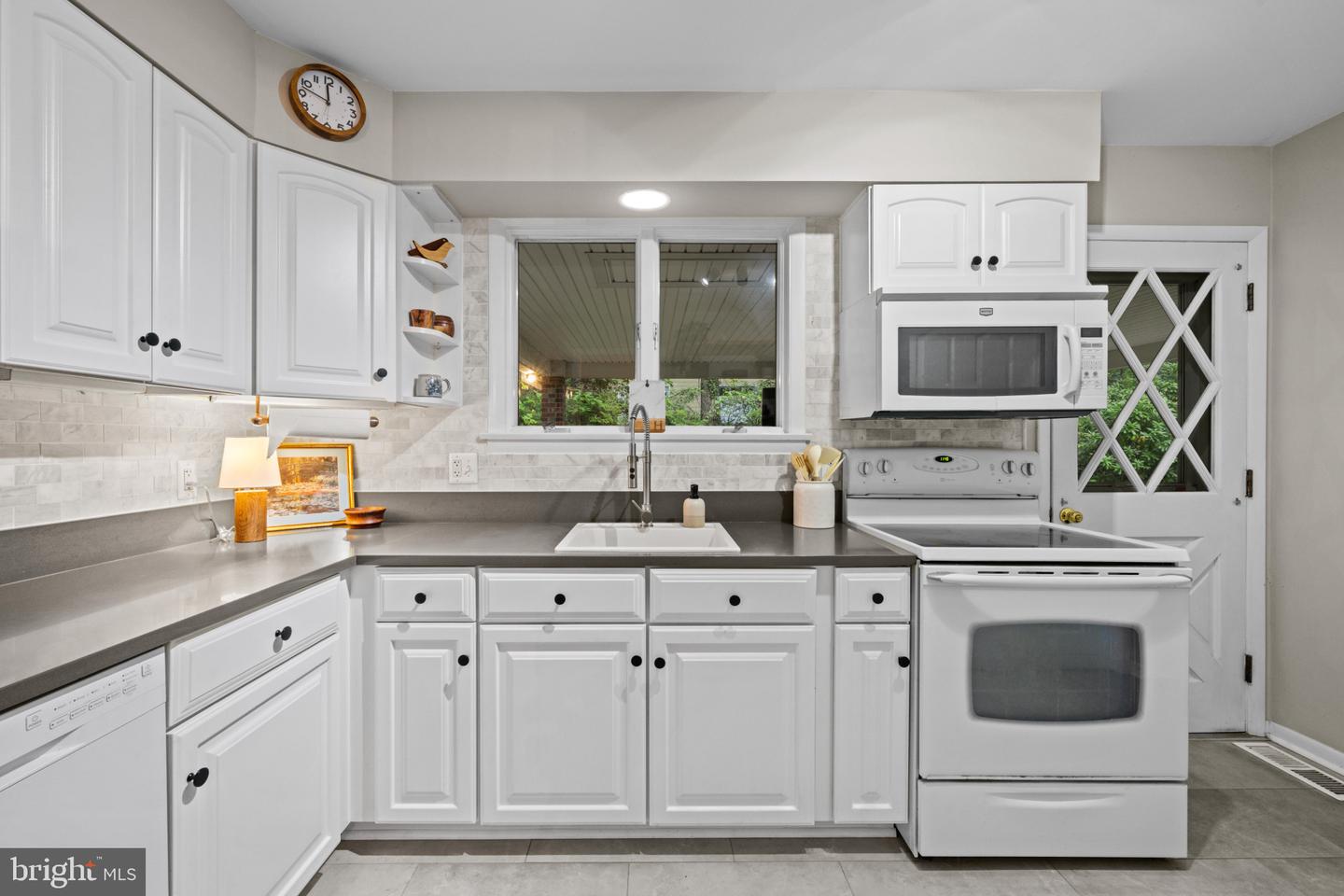 1508 Springlake Way S Property Photo 11