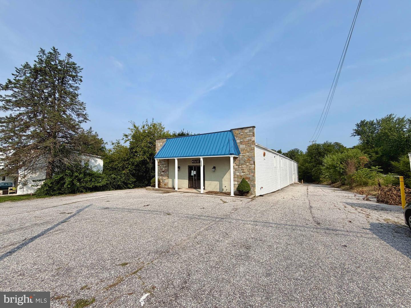 4030 Gill Ave Property Photo 28