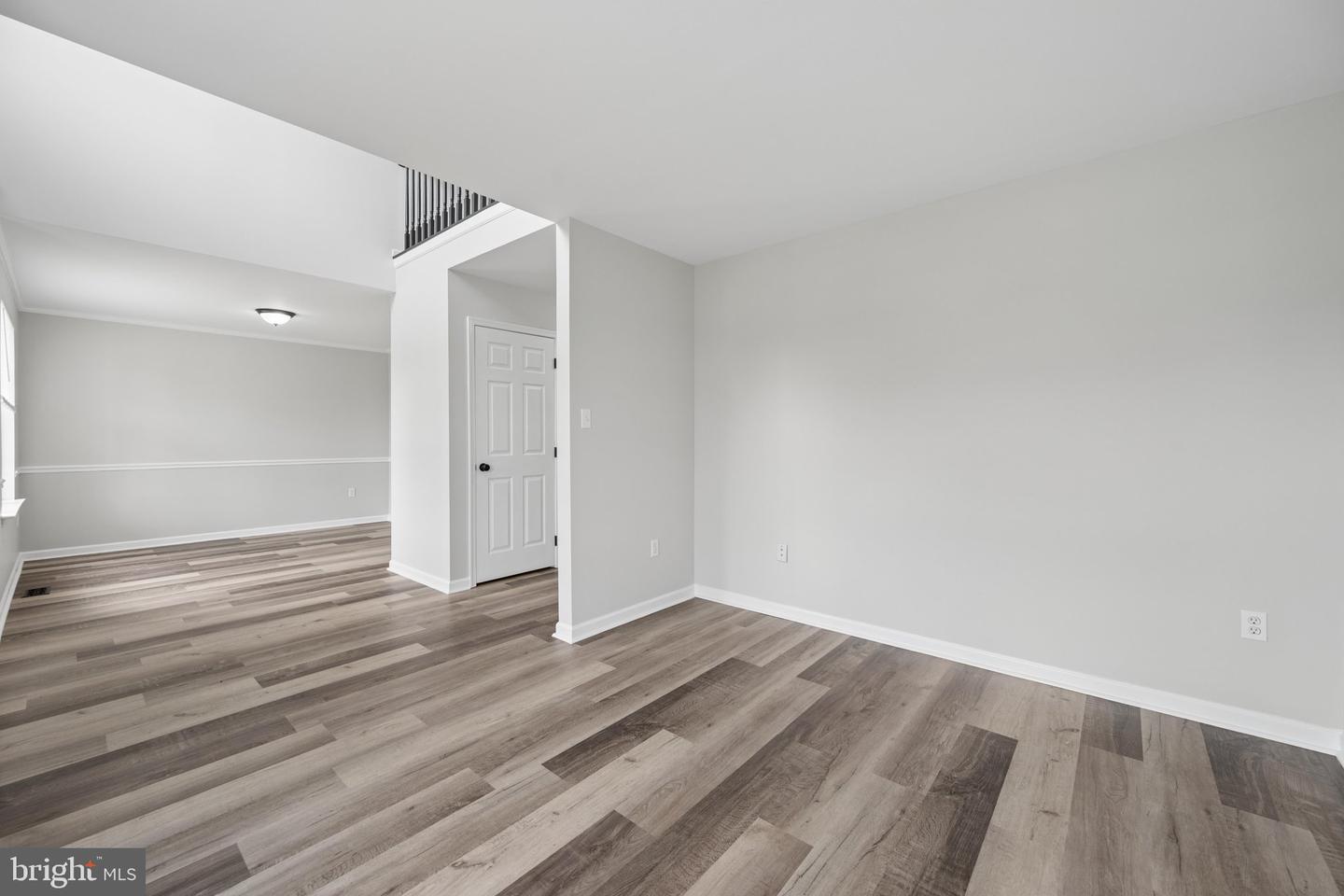 207 Bentley St Property Photo 11