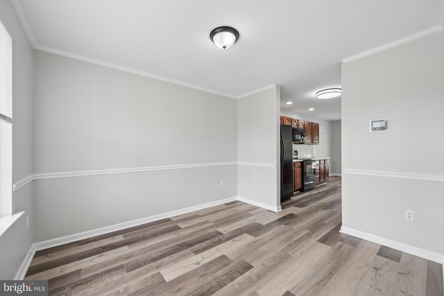 207 Bentley St Property Photo 14