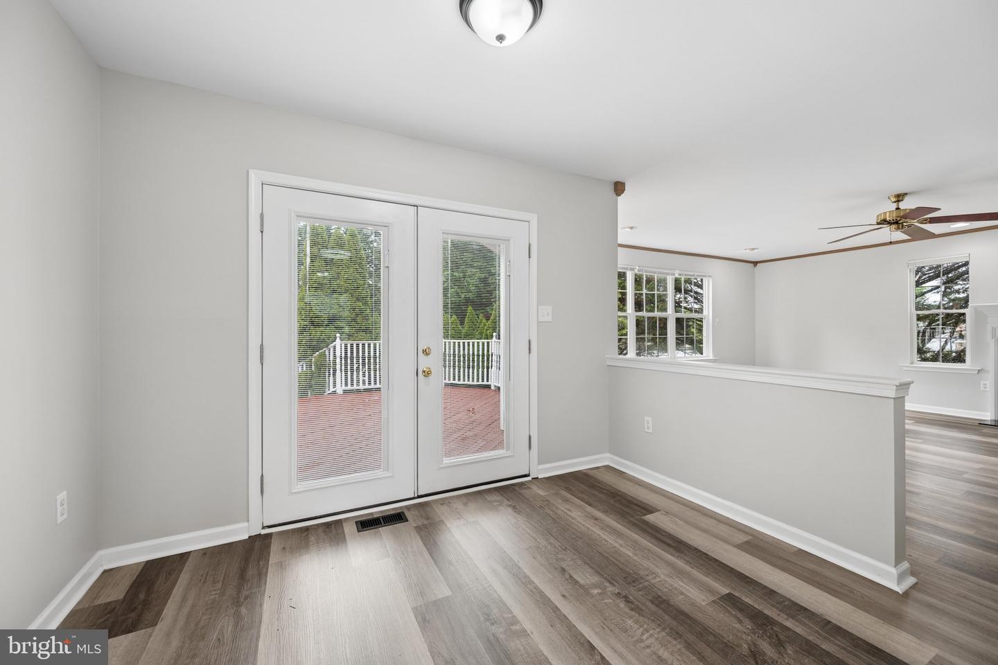 207 Bentley St Property Photo 27